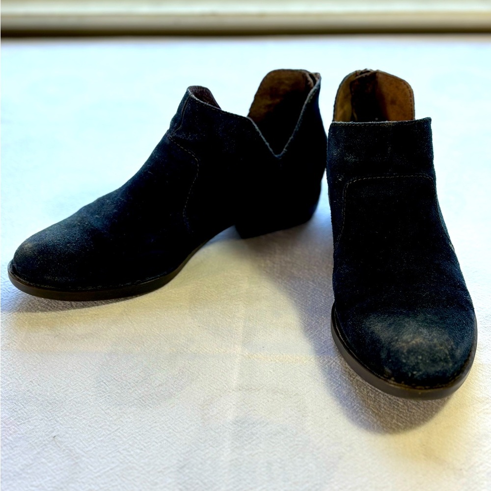 Born navy blue suede boots, size 7M